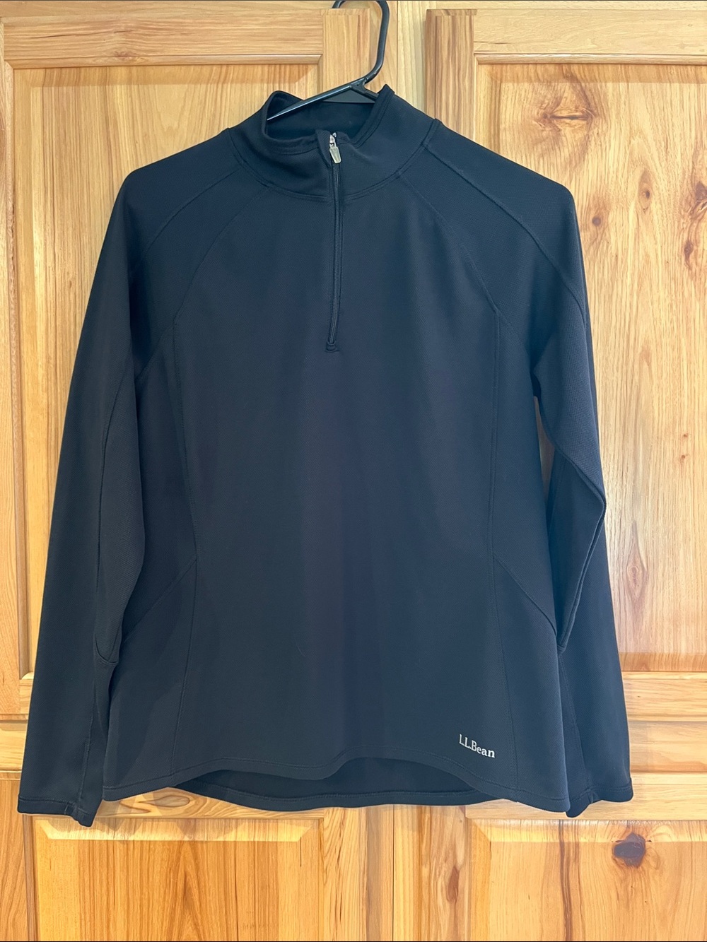 L.L. Bean Mid-weight Black Base Layer 1/4 Zip, size M, EUC